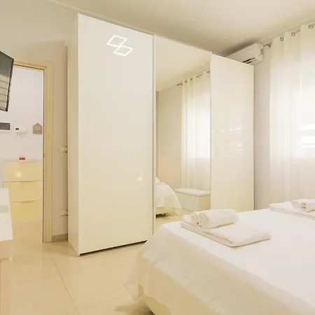 Beautiful House 19 Apartment *